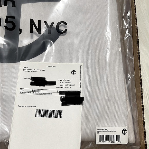 💜 Telfar Shopping Bag medium in Grape💜 100% Authentic Telfar💜 - Picture 9 of 13